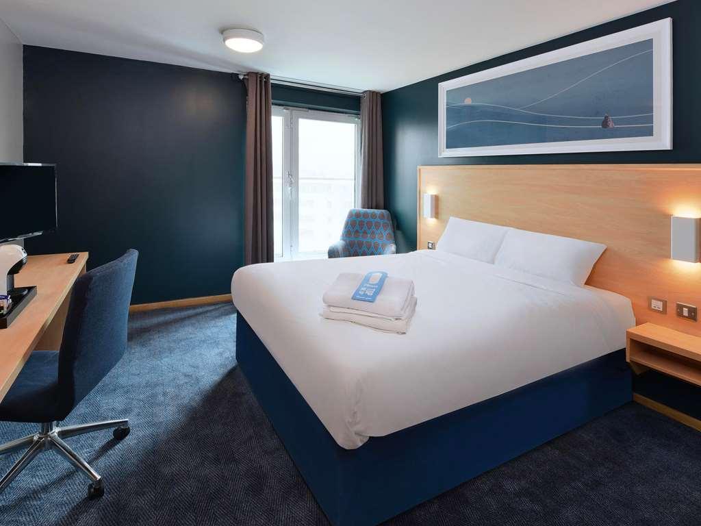 Travelodge London City Airport Номер фото