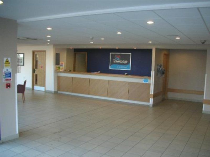 Travelodge London City Airport Екстер'єр фото