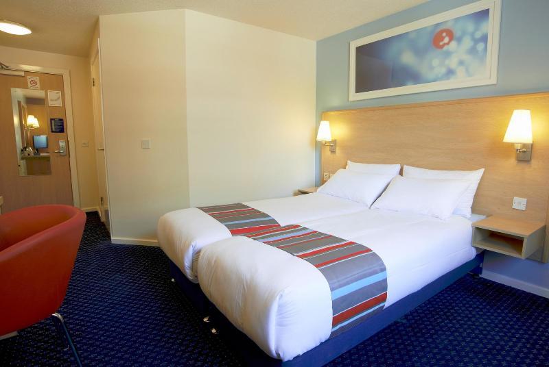 Travelodge London City Airport Екстер'єр фото