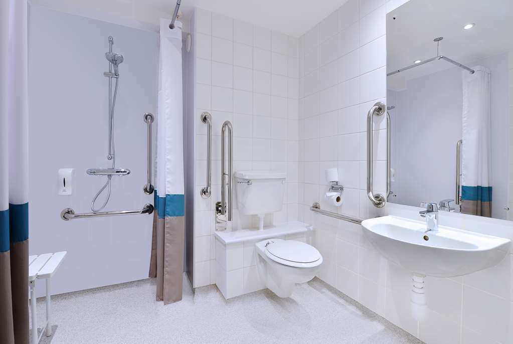 Travelodge London City Airport Номер фото