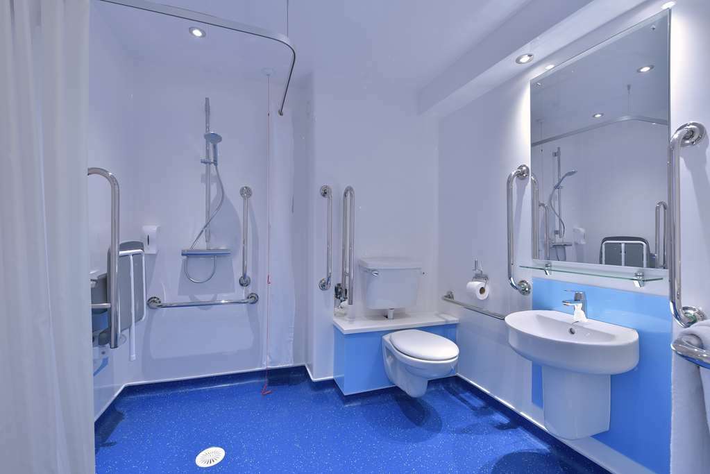 Travelodge London City Airport Номер фото