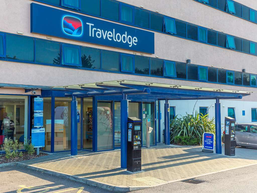 Travelodge London City Airport Екстер'єр фото